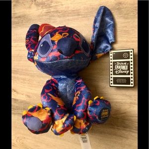Stitch Crashes Disney Aladdin Collection